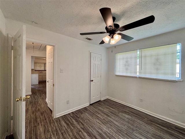 7211 Orlando Street, Houston, TX 77016