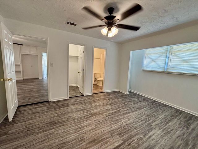 7211 Orlando Street, Houston, TX 77016