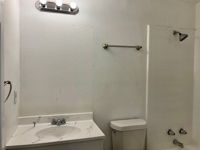 7211 Orlando Street, Houston, TX 77016