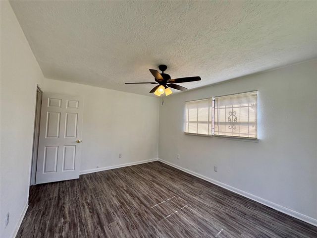 7211 Orlando Street, Houston, TX 77016