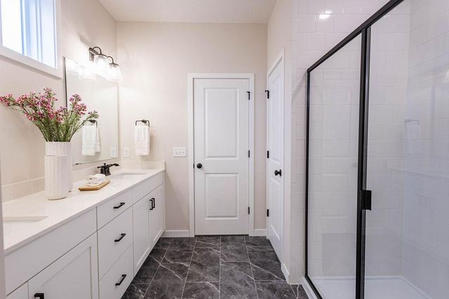 11582 202nd Street W, Lakeville, MN 55044