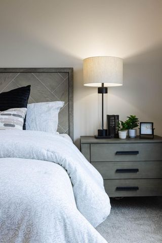 11582 202nd Street W, Lakeville, MN 55044