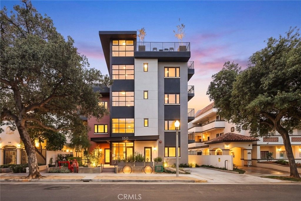150 S Oak Knoll Avenue 104, Pasadena, CA 91101 — exterior