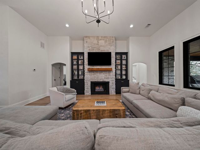 455 Lotus Loop, Hot Springs, AR 71901