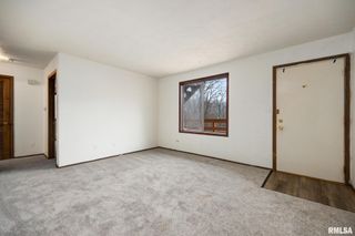 1300 W Jeth Court I, Peoria, IL 61614