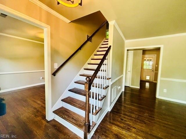 866 Lucas Creek RD, Newport News, VA 23608
