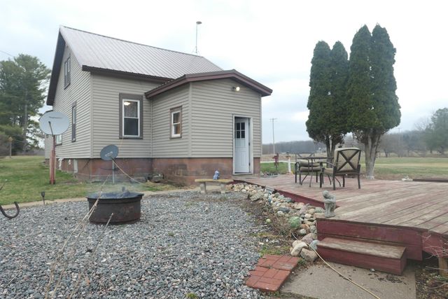 548 E Van Buren Road, Alma, MI 48801