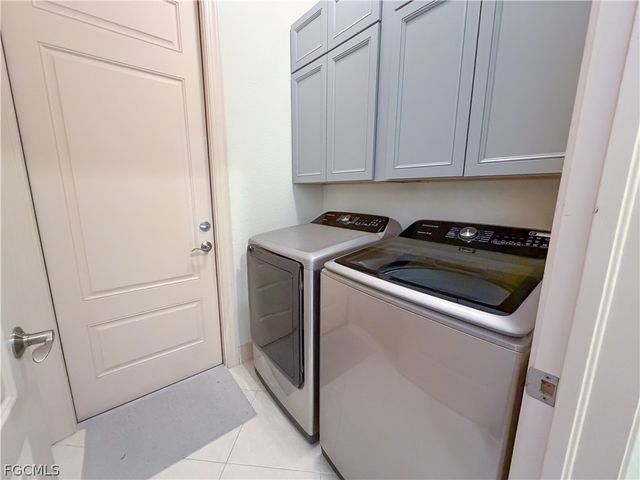 2501 SE 19th PL, Cape Coral, FL 33904