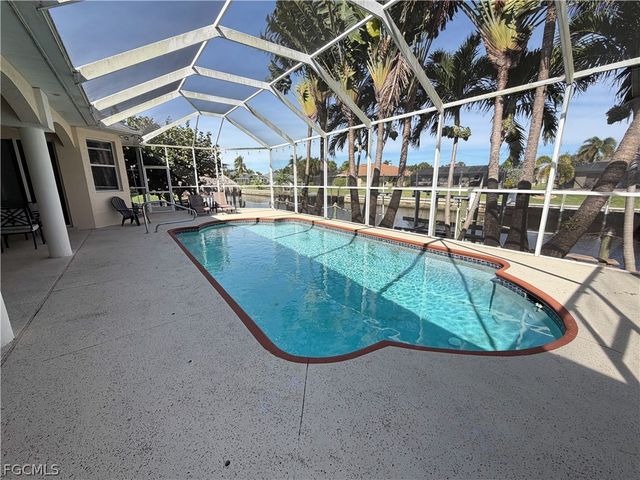 2501 SE 19th PL, Cape Coral, FL 33904