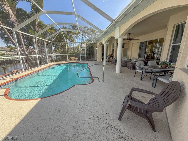 2501 SE 19th PL, Cape Coral, FL 33904