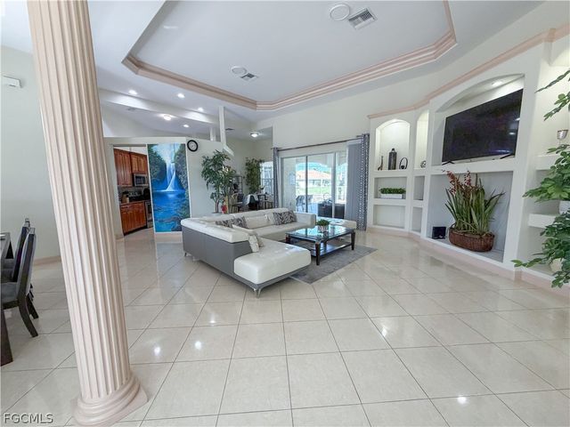 2501 SE 19th PL, Cape Coral, FL 33904