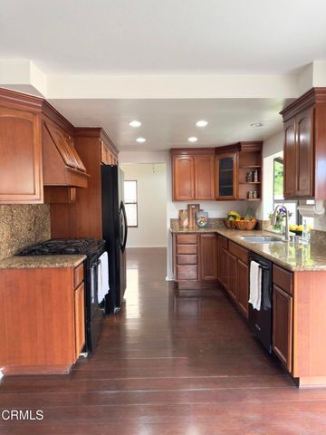 10152 Norwalk Street, Ventura, CA 93004
