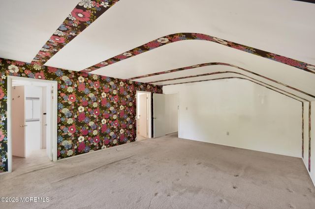 3 Scenic Lane, Matawan, NJ 07747