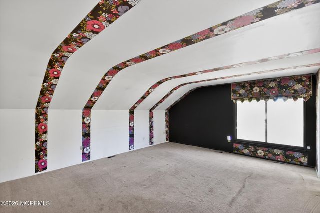 3 Scenic Lane, Matawan, NJ 07747