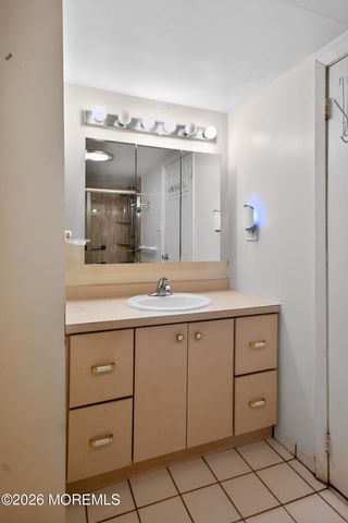 3 Scenic Lane, Matawan, NJ 07747
