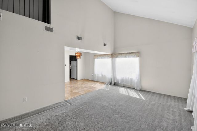 3 Scenic Lane, Matawan, NJ 07747