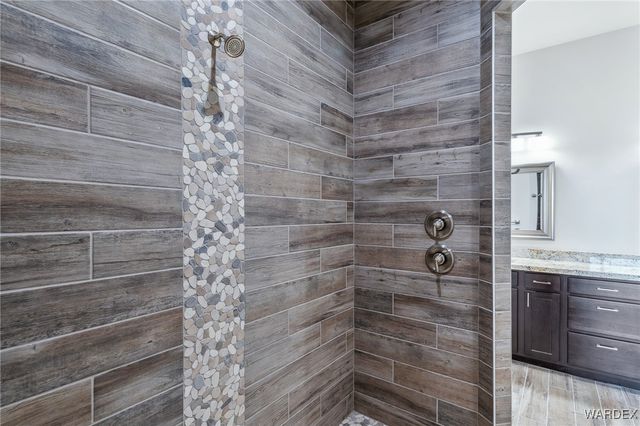 2439 E Calle Sevilla, Fort Mohave, AZ 86426