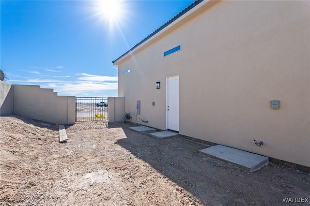 2439 E Calle Sevilla, Fort Mohave, AZ 86426