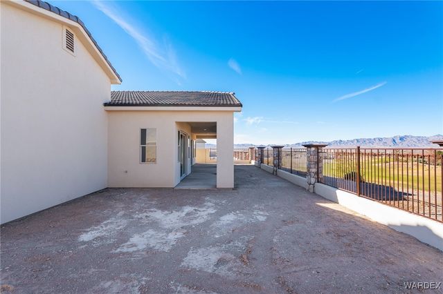 2439 E Calle Sevilla, Fort Mohave, AZ 86426