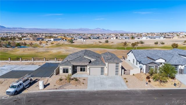 2439 E Calle Sevilla, Fort Mohave, AZ 86426