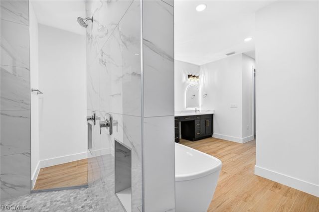 2551 SW 26th PL, Cape Coral, FL 33914