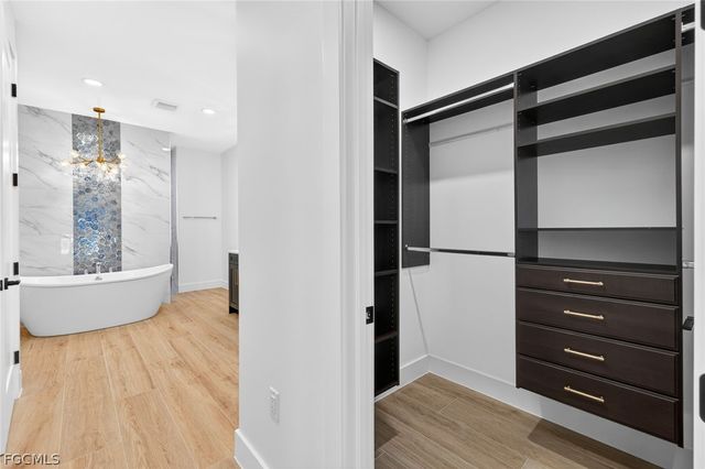 2551 SW 26th PL, Cape Coral, FL 33914