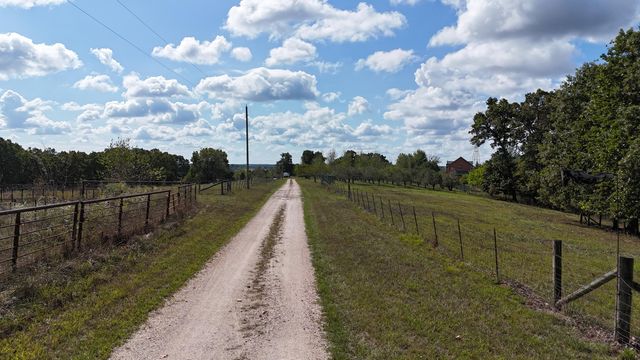 300 Partners Drive, Seymour, MO 65746