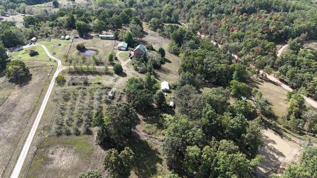 300 Partners Drive, Seymour, MO 65746