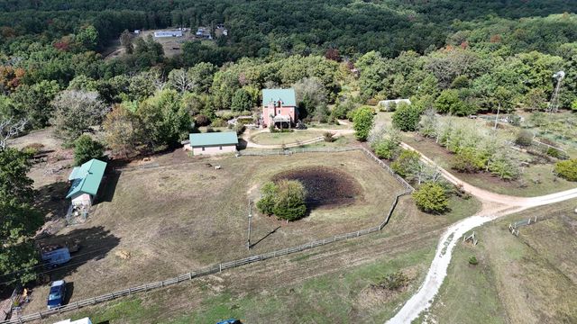 300 Partners Drive, Seymour, MO 65746