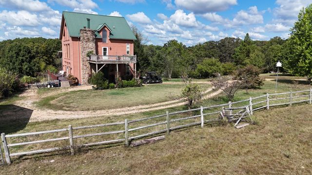 300 Partners Drive, Seymour, MO 65746