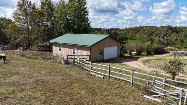 300 Partners Drive, Seymour, MO 65746