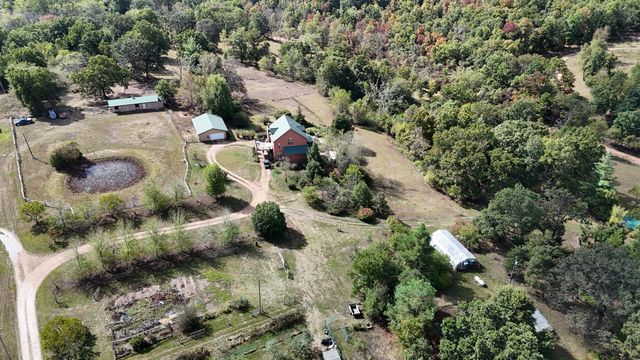 300 Partners Drive, Seymour, MO 65746