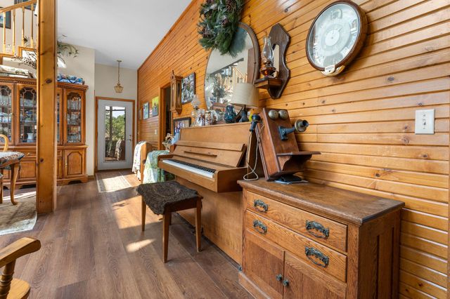 300 Partners Drive, Seymour, MO 65746