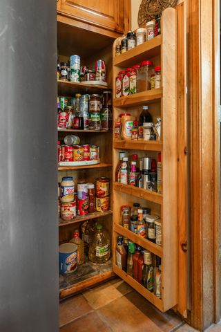 300 Partners Drive, Seymour, MO 65746