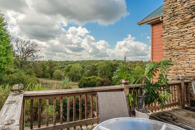 300 Partners Drive, Seymour, MO 65746