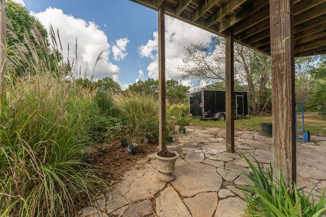 300 Partners Drive, Seymour, MO 65746