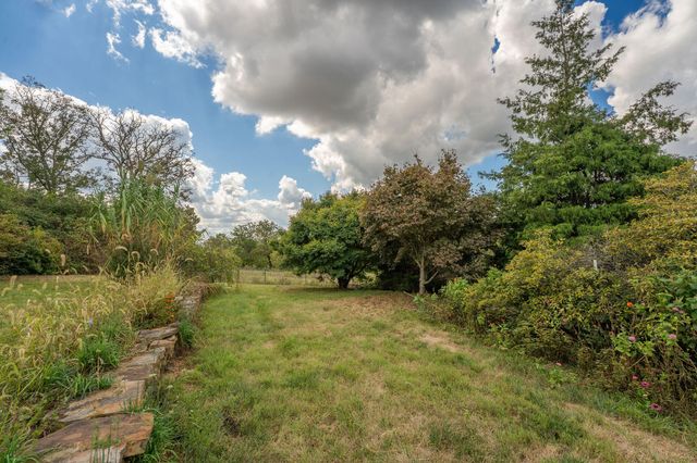 300 Partners Drive, Seymour, MO 65746