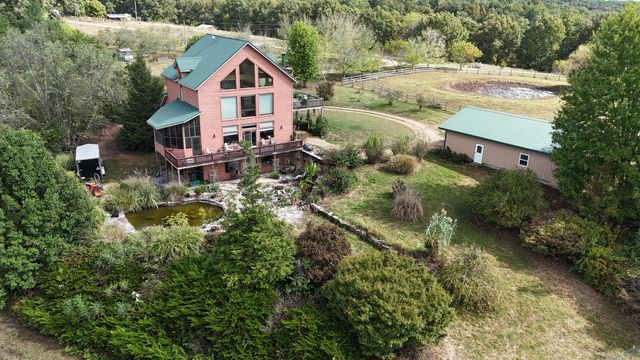 300 Partners Drive, Seymour, MO 65746