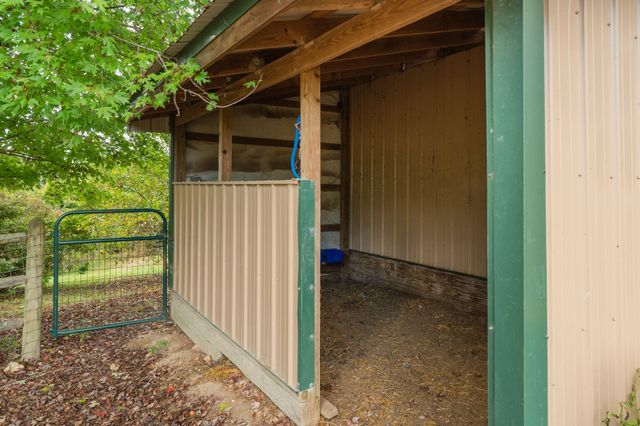 300 Partners Drive, Seymour, MO 65746