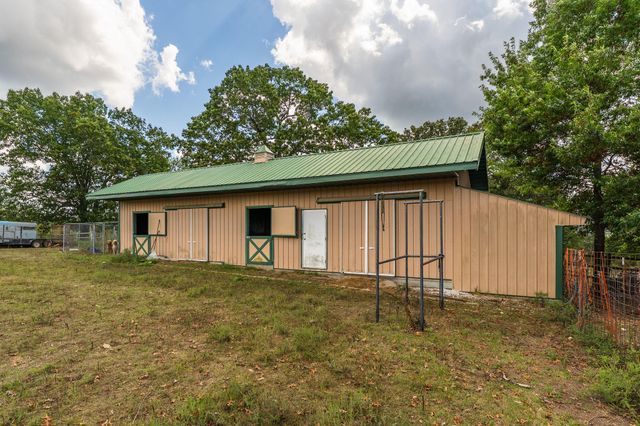 300 Partners Drive, Seymour, MO 65746