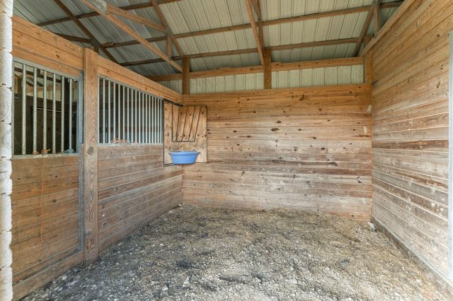 300 Partners Drive, Seymour, MO 65746