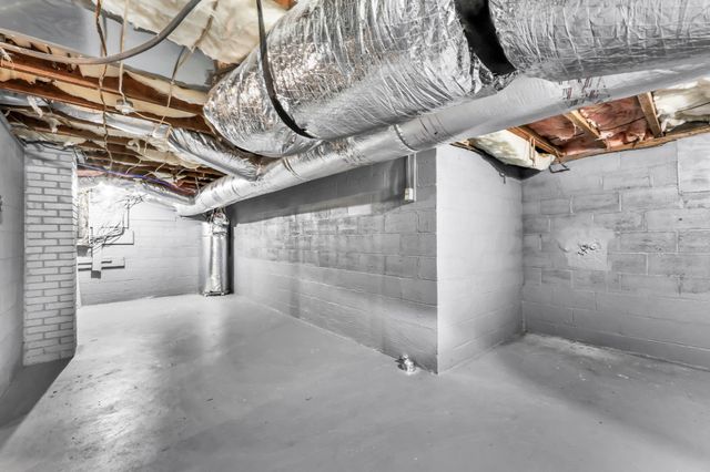 3436 Highway 48, Cunningham, TN 37052