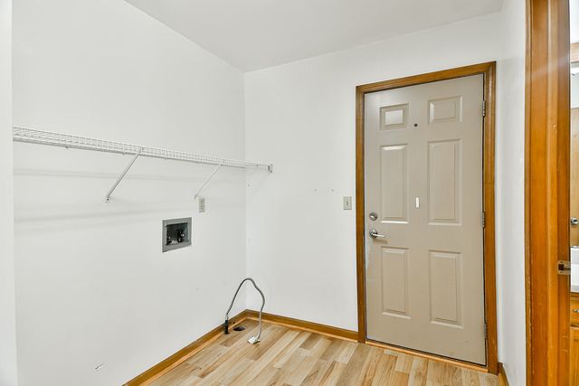 142 Pembroke Road SW, Poplar Grove, IL 61065