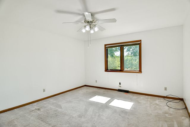 142 Pembroke Road SW, Poplar Grove, IL 61065