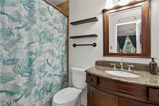 882 Belvoir CIR, Newport News, VA 23608