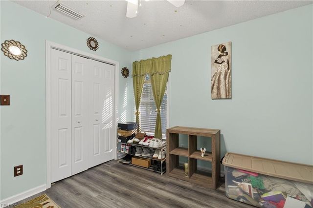 882 Belvoir CIR, Newport News, VA 23608