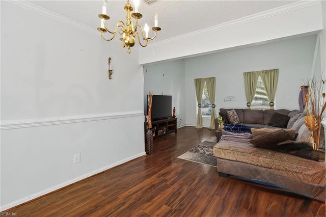 882 Belvoir CIR, Newport News, VA 23608