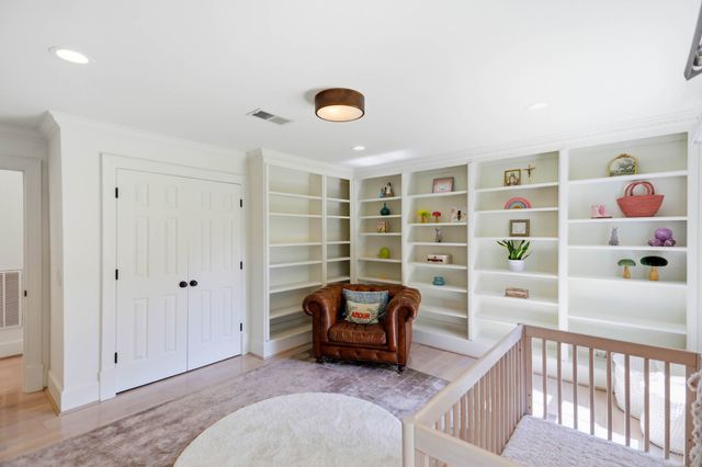 107 Chatsworth Dr, Nashville, TN 37215