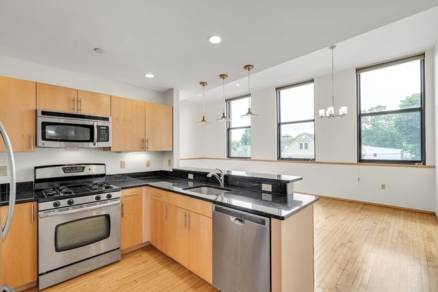 68 Central Ave 304, Medford, MA 02155