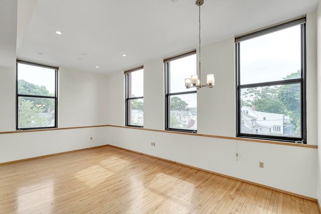 68 Central Ave 304, Medford, MA 02155